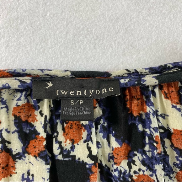 Twentyone Abstract Print Top small long sleeve cinched waist blouse - Picture 2 of 10